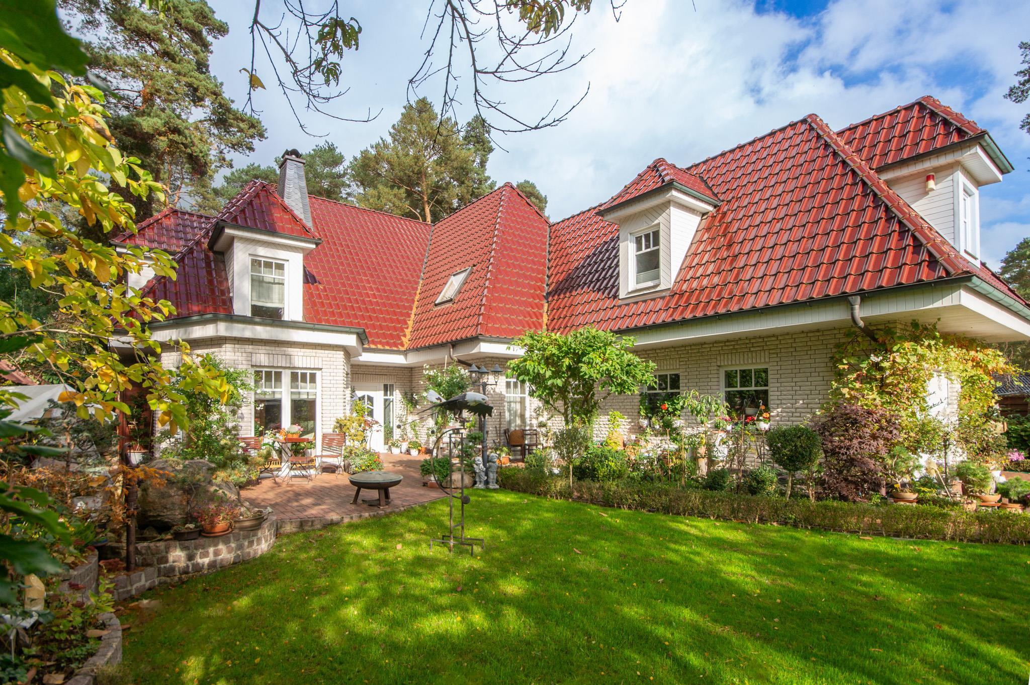 EINFAMILIENHAUS in Michendorf - NEU - Romantisches Landhaus in grüner Umgebung